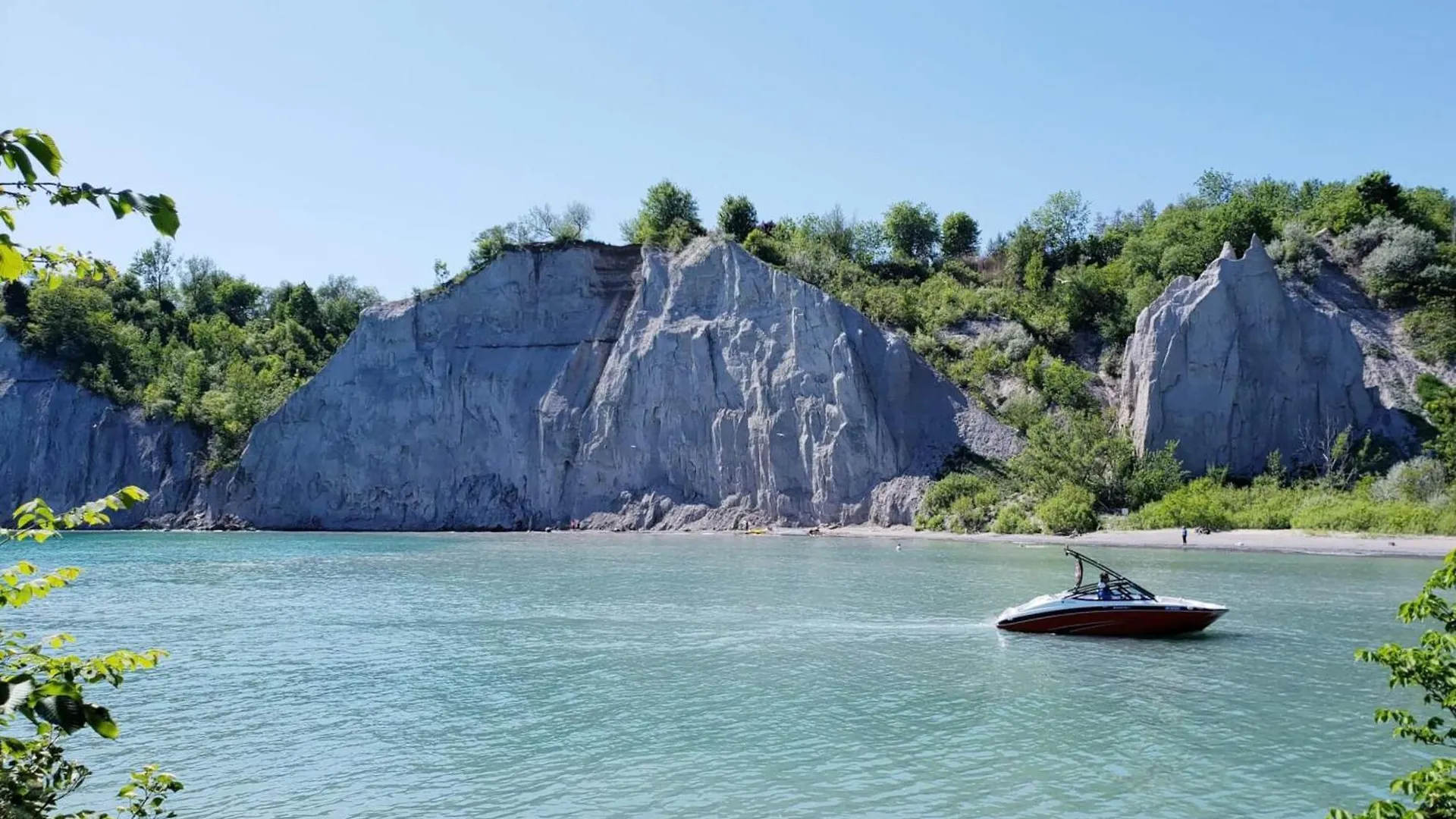 Lovely Leslieville, Exploring Nature In The City Toronto 0*,  Canada